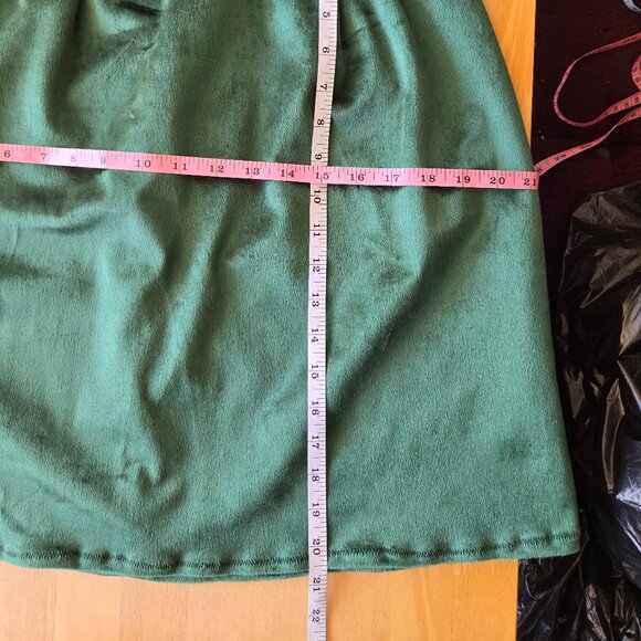 Vintage-Style Forest Green Velvet Skirt | Roselani Jasmin | Size Small - Medium - Picture 8 of 8